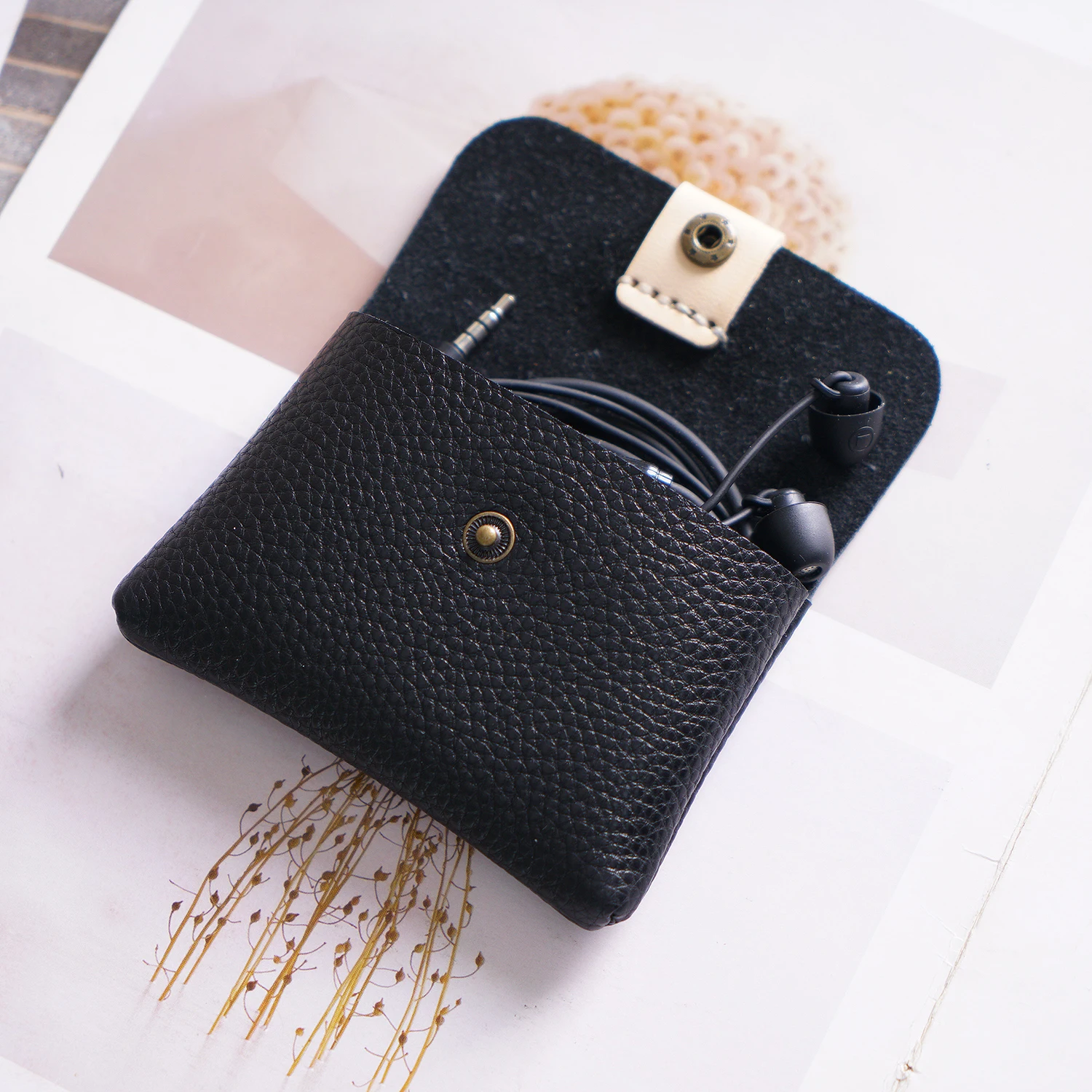 Handmade Mini Vintage Card Holder-Pebble Grain Leather, Compact Organizer for Coins, Cables & Earphones