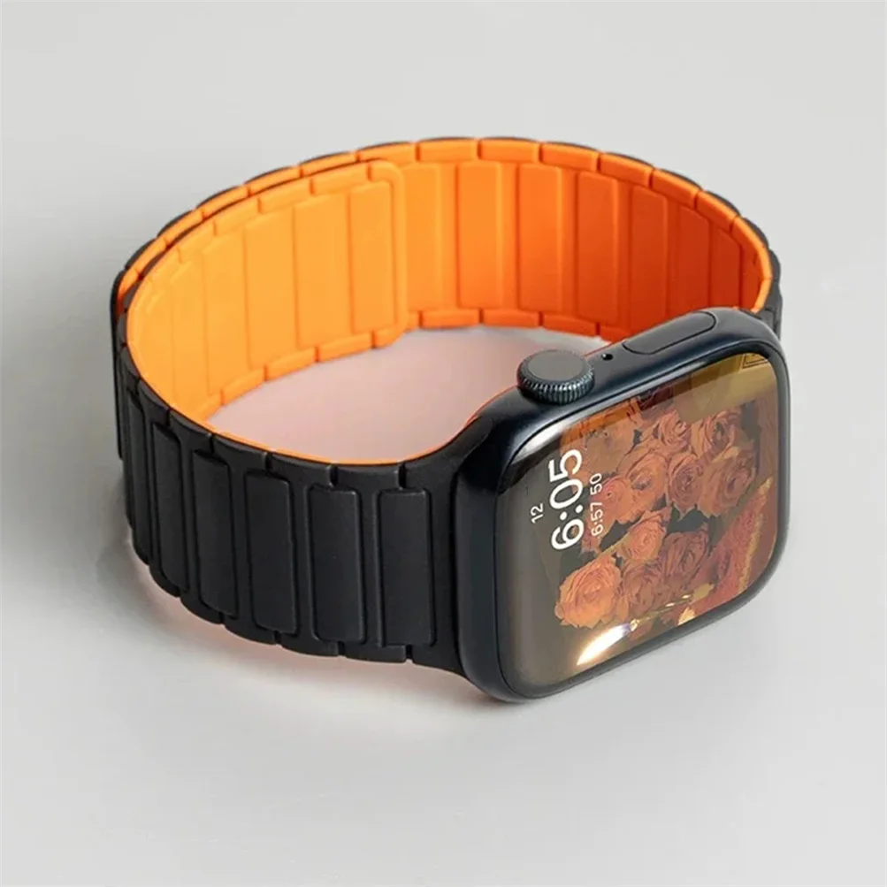 Magnetic Silicone Strap for Smartwatches - Stylish and Durable Design