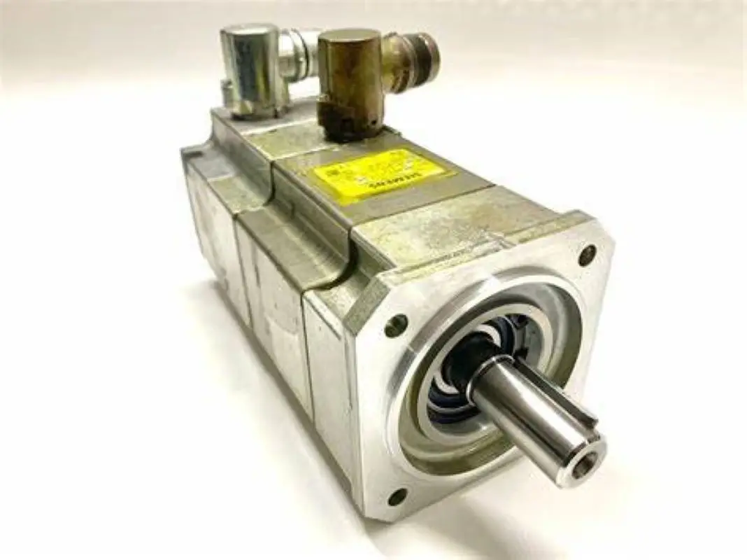 

1FT6102-8AB71-1AA0 used Siemens Servo Motor CNC system Test ok