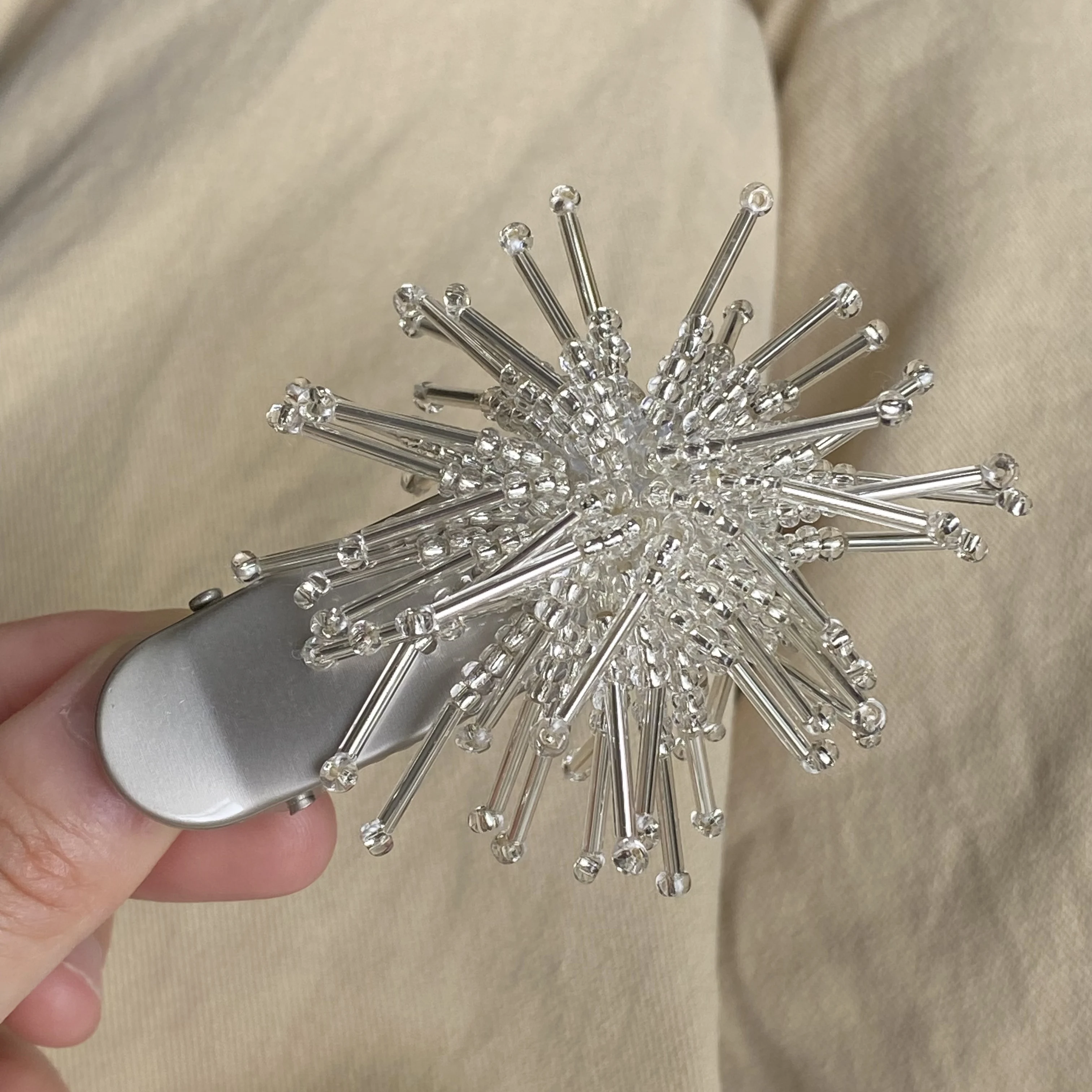 1PC Sparkling Firework - Shaped Hair Clips: Crystal Beaded Silver Hair Accessories For Women, Elegant For Daily & Party Styles