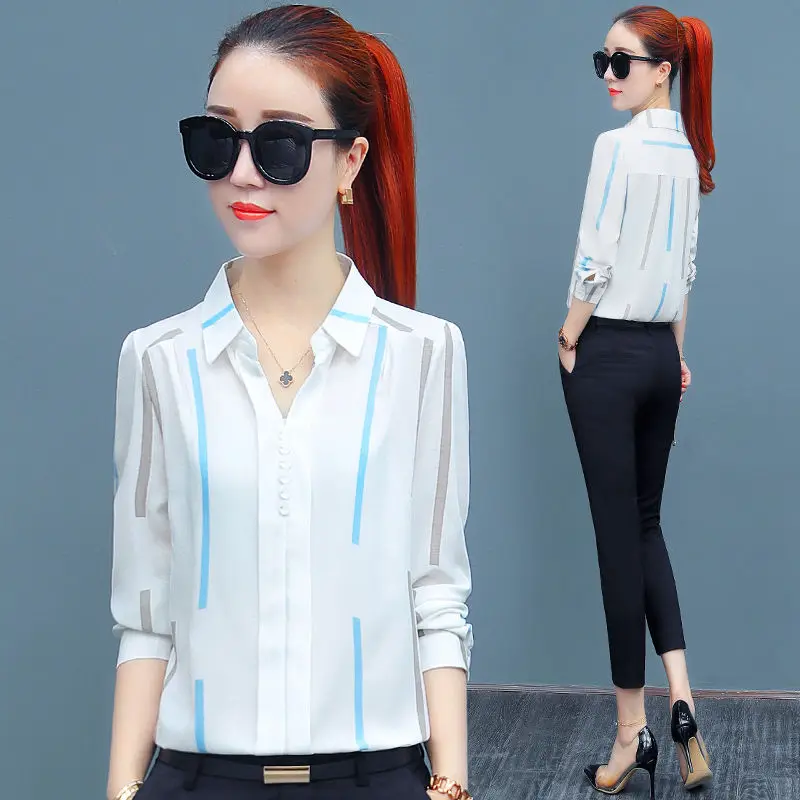 

2024Spring and Autumn Women's New Korean V-neck Button Striped Chiffon Shirt Fashion Commuter Long Sleeve Loose Versatile Top