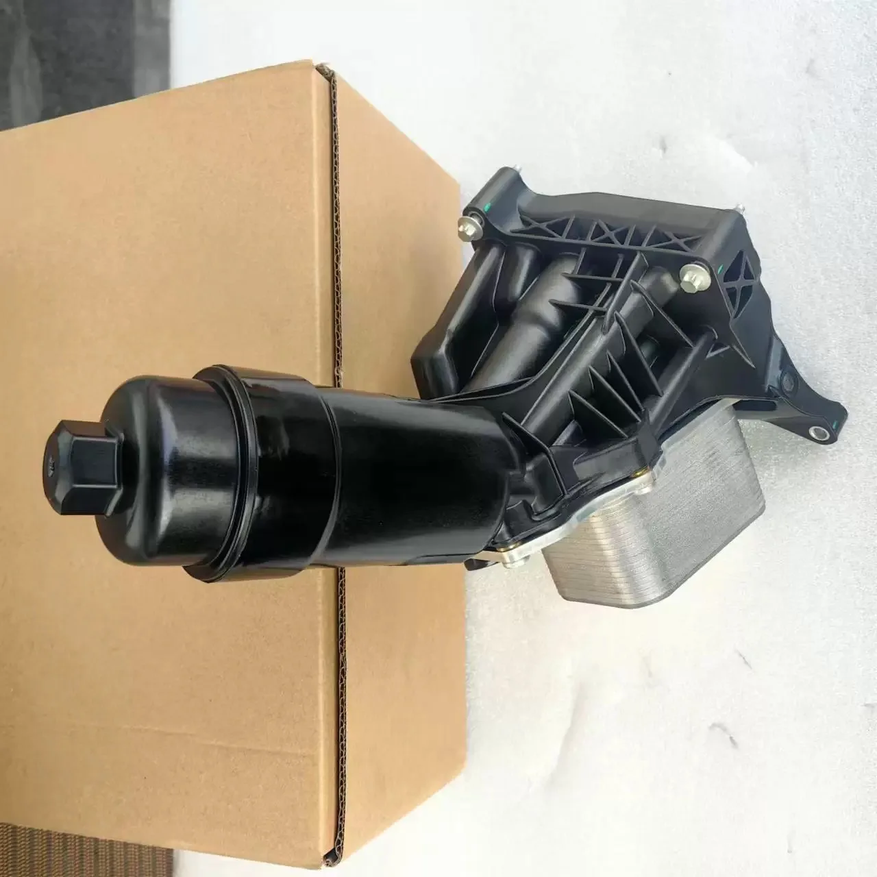 11428651710 11428580414 Engine Oil Cooler Filter Housing Fit BMW B46 B48 230i 330e xDrive 330i 430i 530i 540i X3 X4 X5