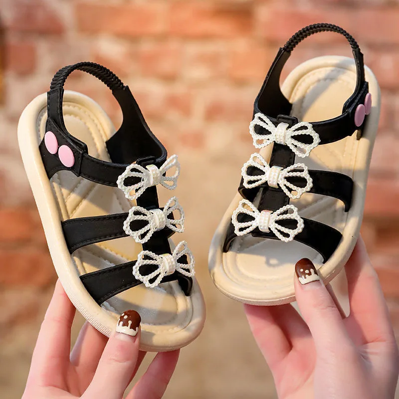 2022 New children's shoes and sandals Summer non-slip soft soles for children cute little princess flat sandals