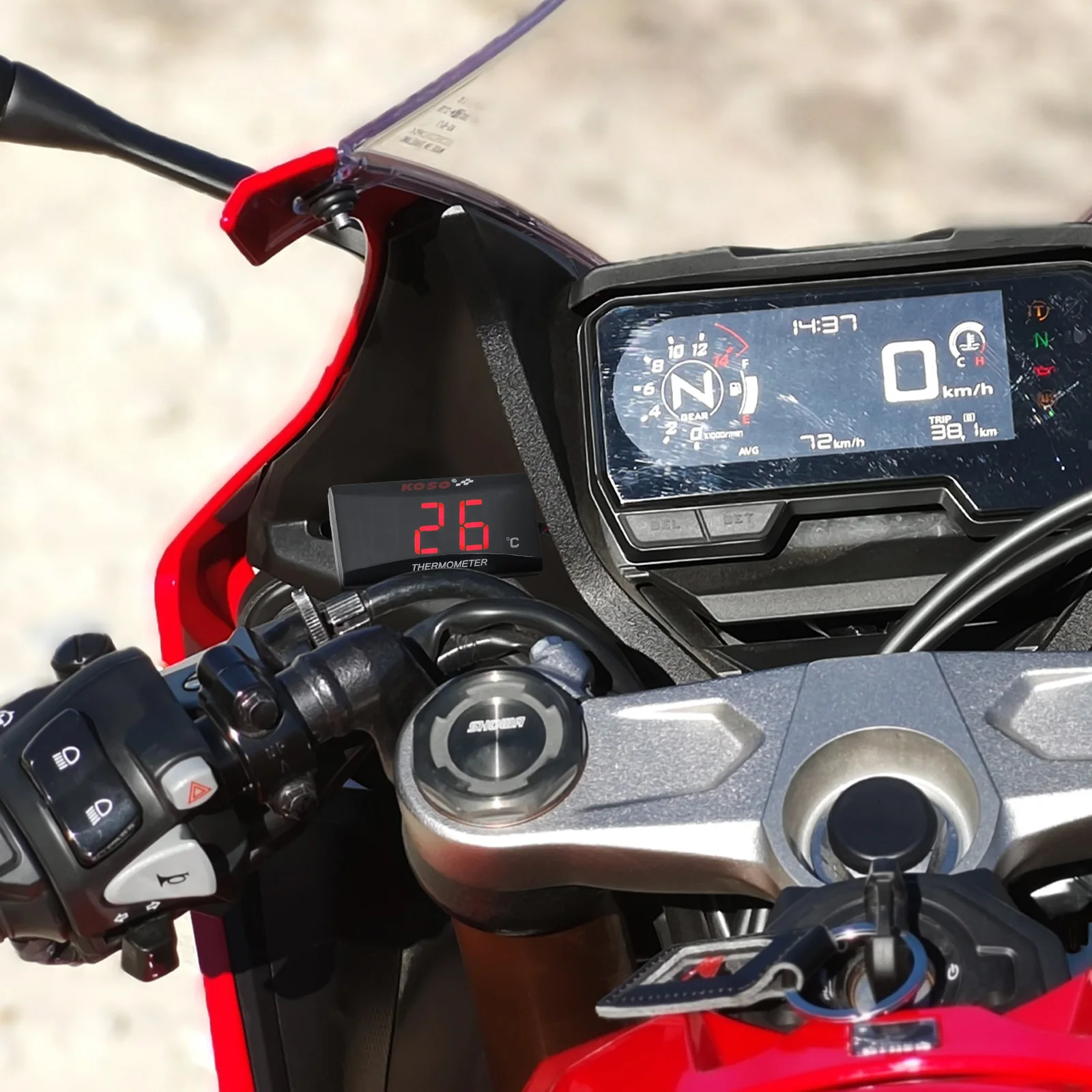 Voltmetro Termometro 3 In 1 Per Moto - Display Digitale 12V Con USB Caricatore Per Vespa, TMAX