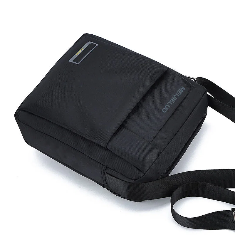 

2023 Men's Black Nylon Shoulder Bag Oxford Messenger Bags Sports Men Purse Crossbody Chest Bags For Man Satchel