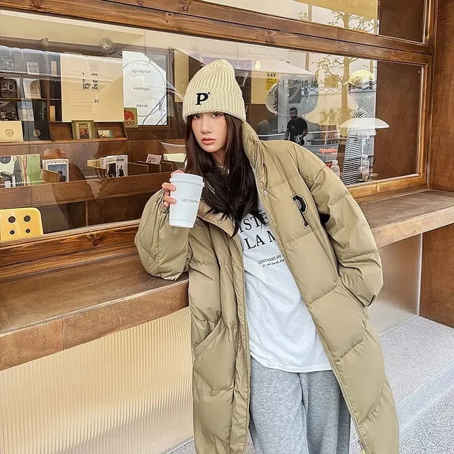 2023 Women's Winter Parka: Warmth, Style, and Functionality