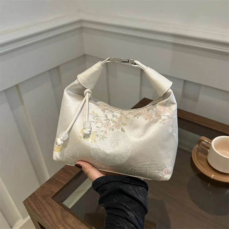 New Chinese Style Fine Embroidery Ladies Handbags 2025 Summer Fashion Shoulder Bag Crossbody Daily Party Tote Handbag For Women 8