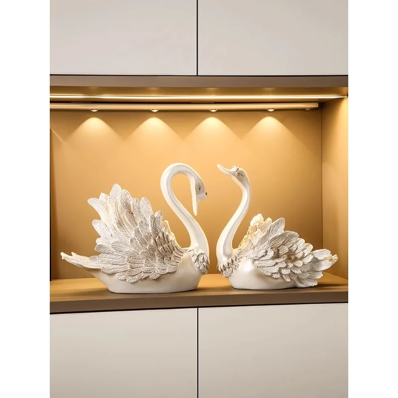 

Luxury and luxurious swan wine rack decorations for home, living room, wine cabinet, TV cabinet decoration