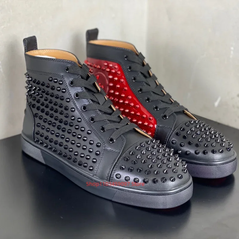 

Fashion Classic Short High-top Shoes Leather Spikes Flat Black Sneakers Mens Red Sole Shoes