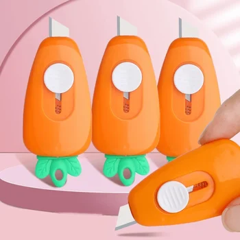Coltellino Tascabile a Forma di Carota, Taglierino per Carta e Scatole, Mini Taglierino Portatile per Ufficio e Scuola