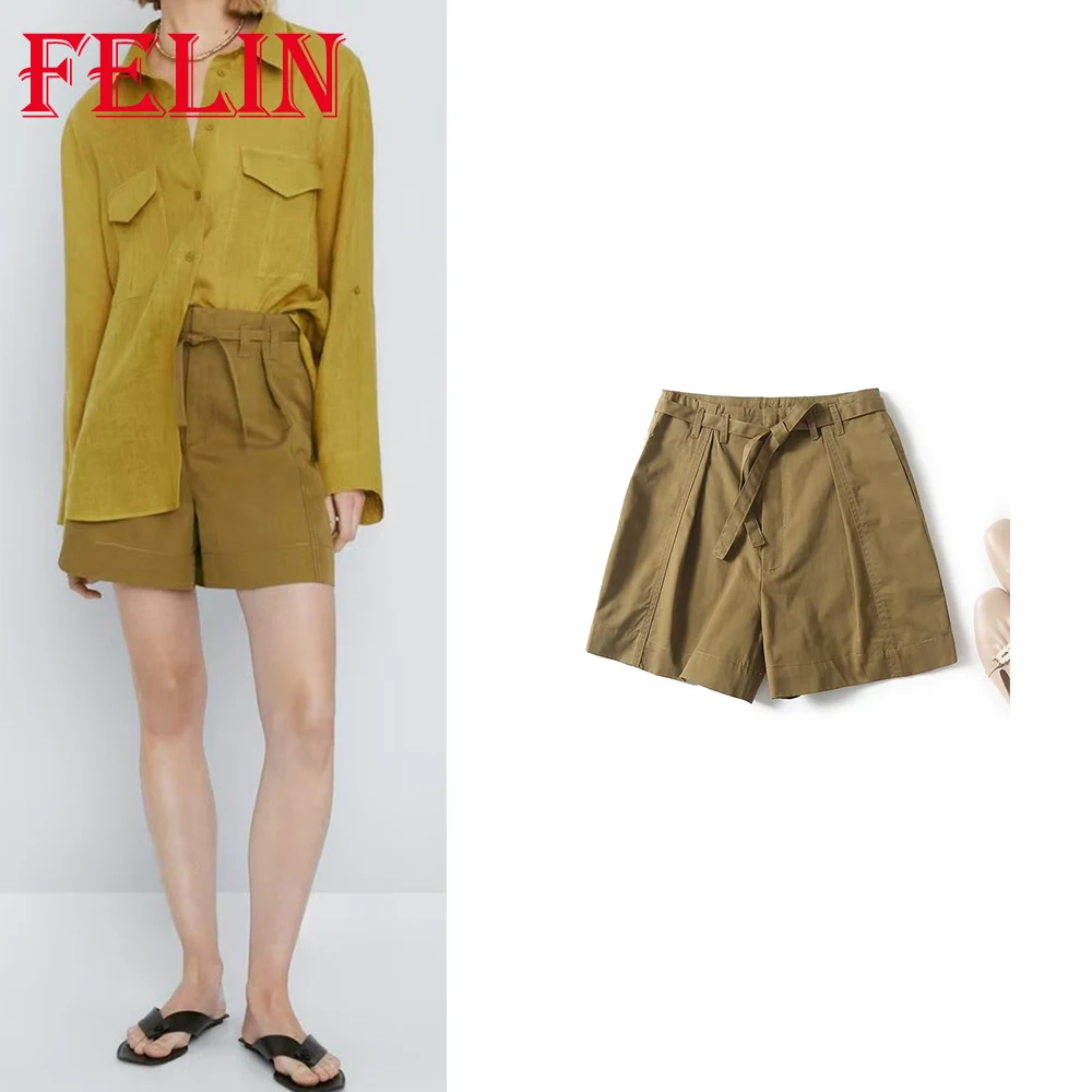 

TRAF 2023 Summer Women Casual Pleated Shorts Zipper Mini Pocket Slim Minimalist Shorts Female Belt Solid Casual Women Shorts