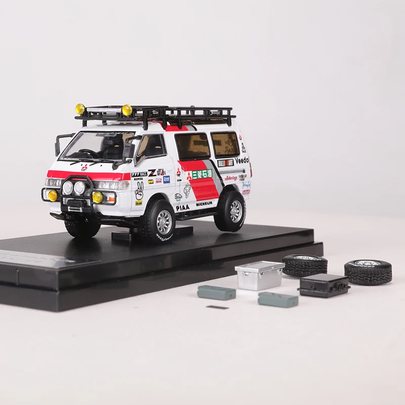 Autobots 1:64 Delica Collezione Di Auto In Lega Modificata Di Modelli Di Automobili In Lega Simulata