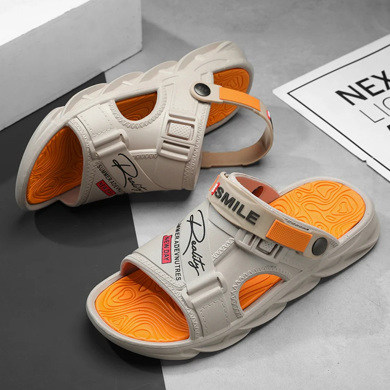 Summer Sandals Men's Slippers Couples Outdoor Slippers Beach Sandals Trendy One word Garden Anti slip Clogs