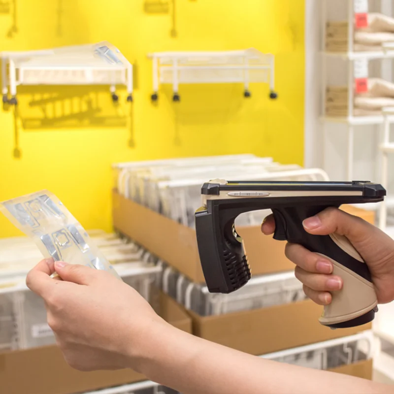 Рисунок 5 - Ручной RFID-считыватель для складов
