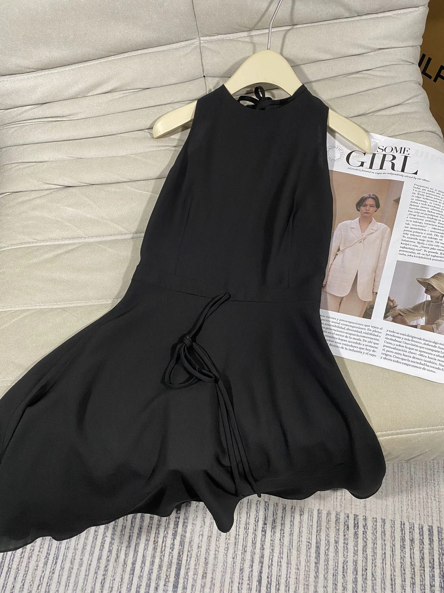 

Sleeveless dress with leaky back design silk lining casual fashion 2023 summer new style 0320