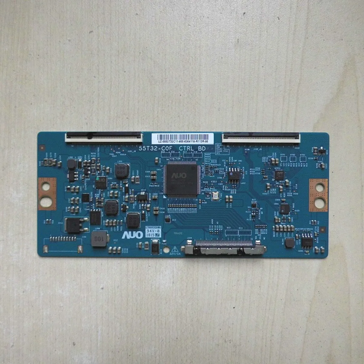

Для логической платы TCL D55A620U 50PUF6061 43C2 50A730U 55T32-C0F CTRL BD