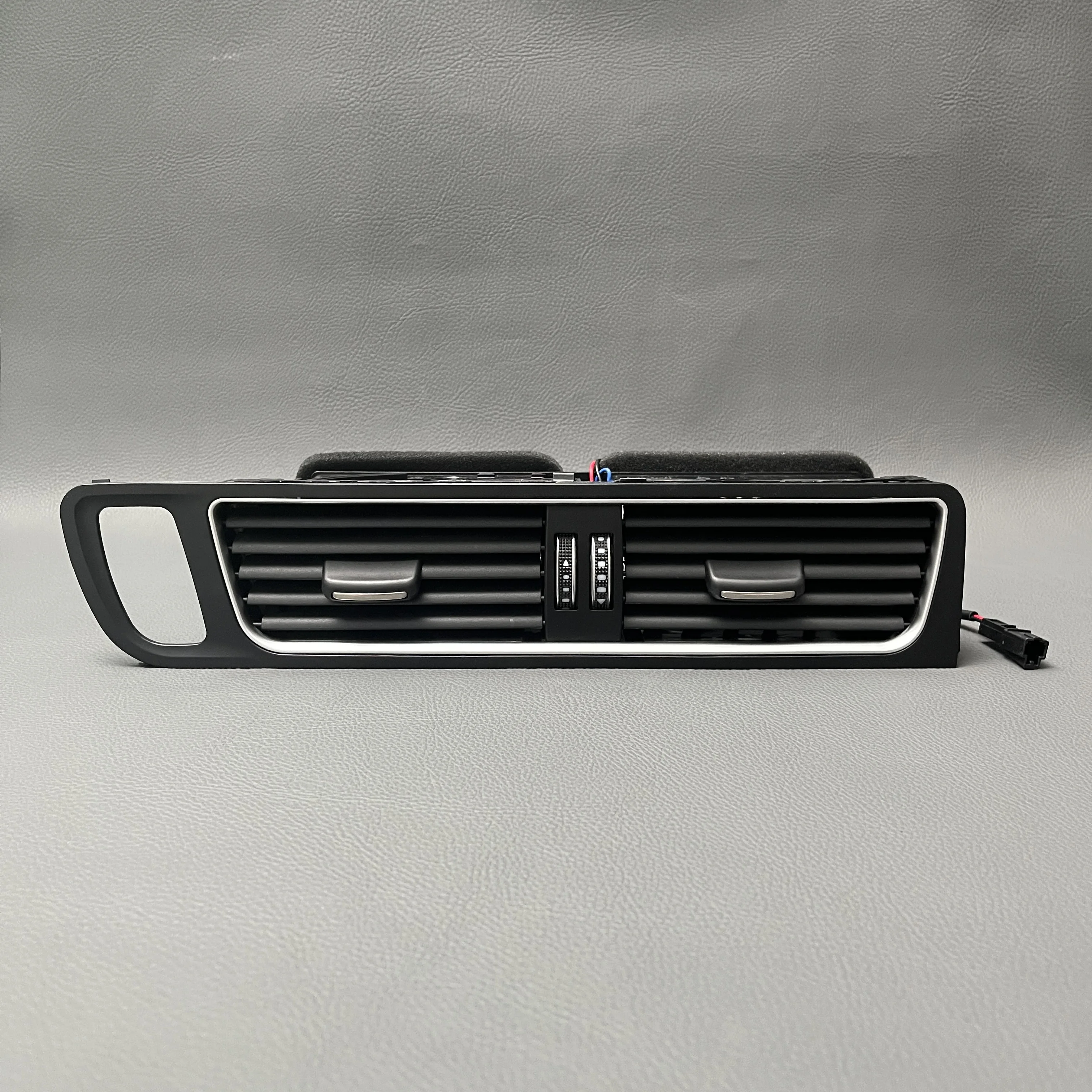 8R1820951 For Audi Q5 8R Front Dash Air Conditioner AC Vent Outlet Assembly 2009 2010 2011 2012 2013 2014 2015 2016 2017 2018
