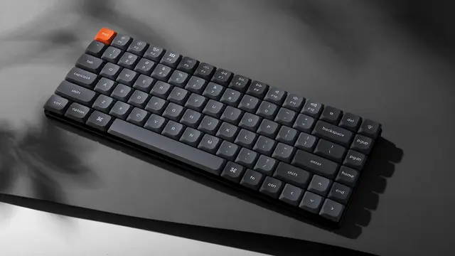 Keychron K13 Pro – Tastiera Meccanica Wireless Ultra-slim, Keycaps PBT, Switch Rossi, Retroilluminata