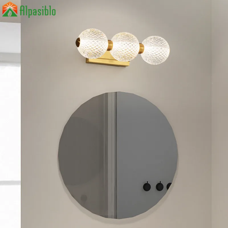 Nordic LED Wall Lamp Modern Lighting Luxury Bathroom Golden Wall Sconce Bedroom New Art Balcony Living Room Fixture Deco Light