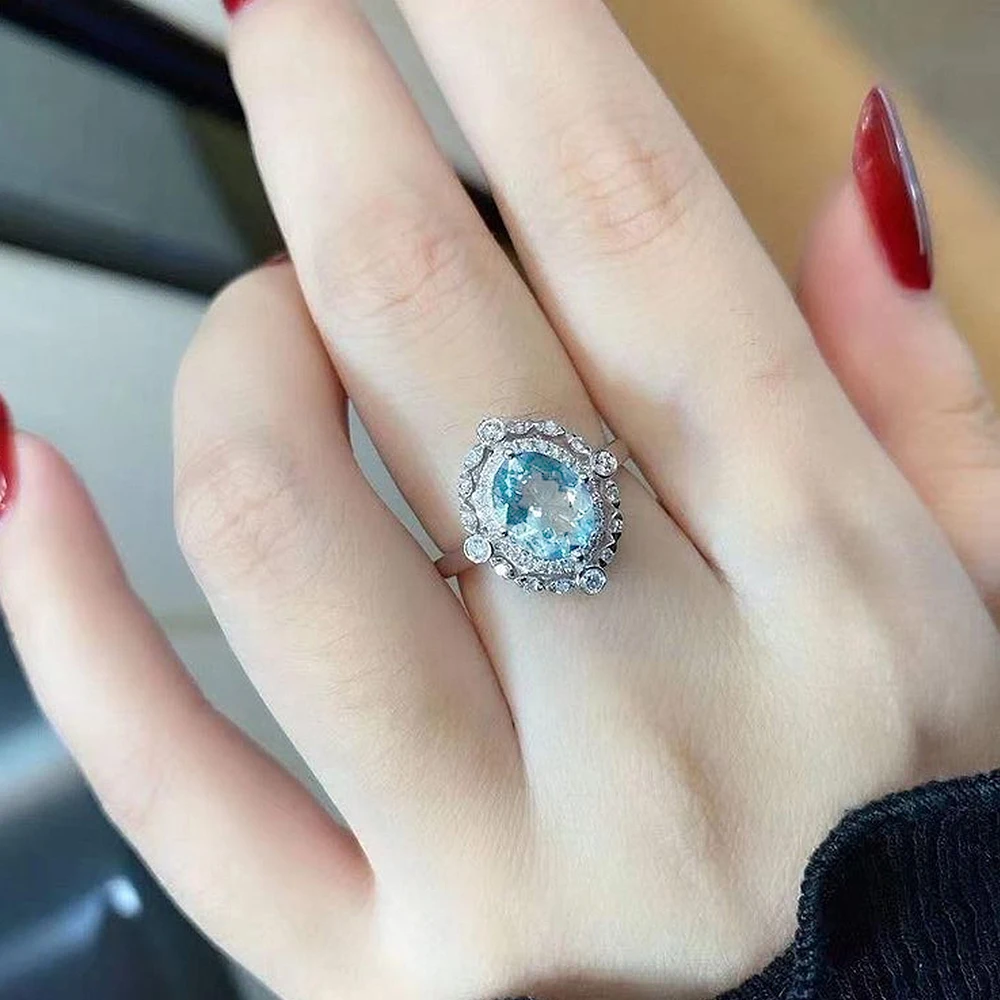 Huitan Exquisite Oval Shape Baby Blue Cubic Zirconia Ring for Women Luxury Silver Color Band Fashion Lady's Rings Party Jewelry finger ring,silver ring,zircon crystal ring