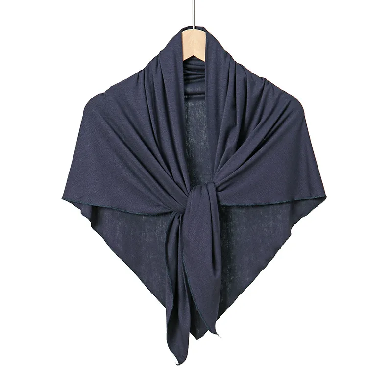 135 cm Heißer Verkauf Modal Jersey Hijab Dreieck Schal Frau Muslimischen Hijab Schals Damen Weiche Wraps Einfarbig Islamischen Stirnband turban – Detail 3