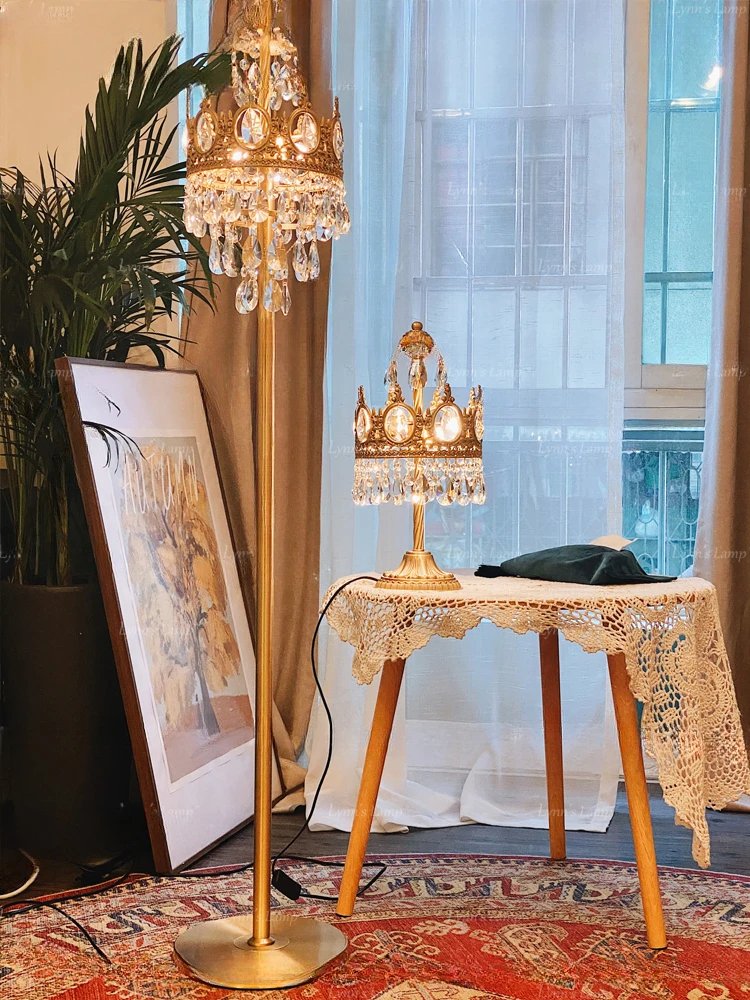 

Brass Medieval European Table Lamp Retro Creative Crystal Bedside Lamp