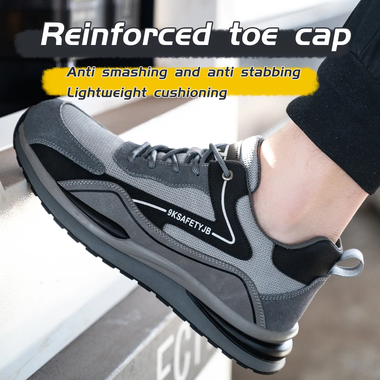 

Labor Protection Shoes Men's Anti-smashing Anti-puncture Safety Shoes Breathable, Lightweight and Wear-resistant Work Shoes