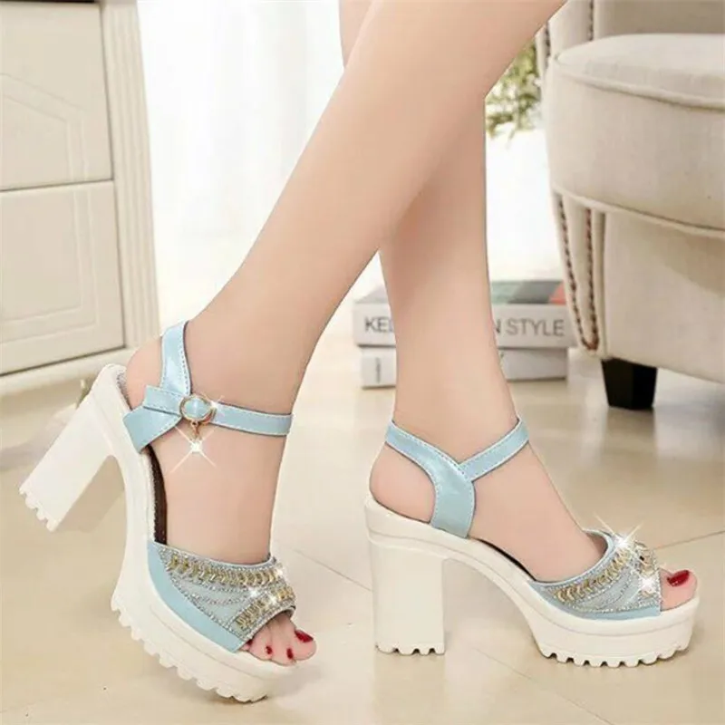 Designer 2021 new sexy fashion women's sandals summer diamond fish mouth muffin platform High heels casual slippers_voghion.com