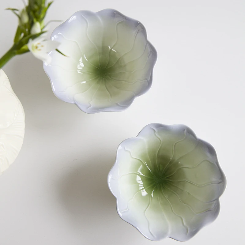 

New Bone China Hand-Painting Under Glazed Grey Flower Shaped Porcelain Floral Bohemian Bowl