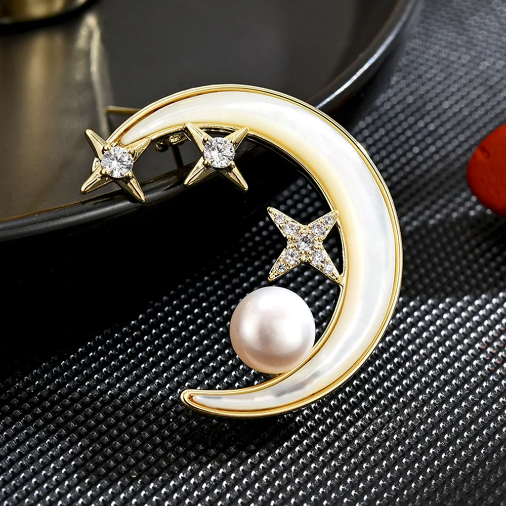 Exquisite Elegant Rhinestone Moon Pearl Brooches For Women Crystal Star Crescent Lapel Pins Fashion Jewelry Clothing Accessories