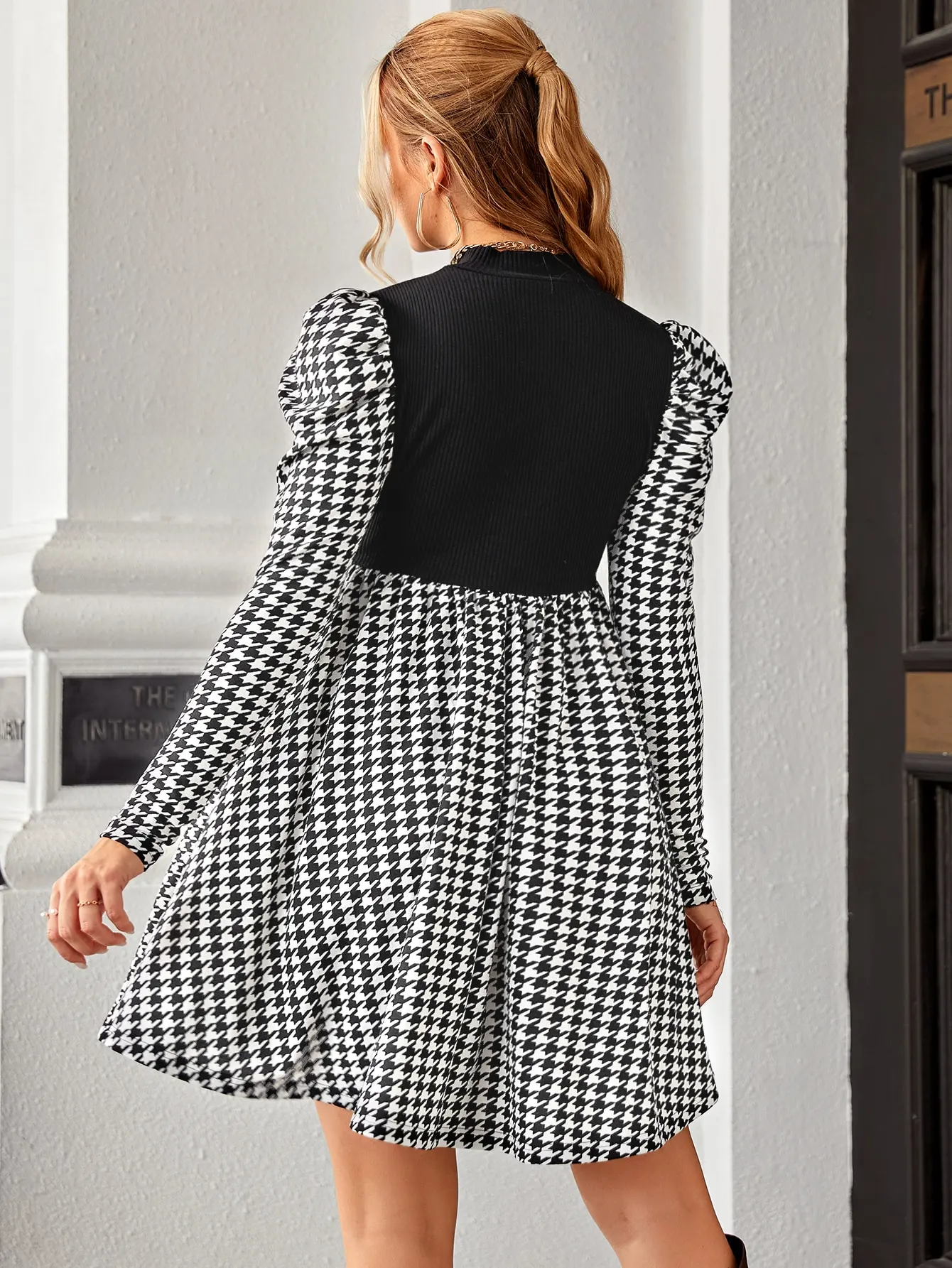Pregnant Woman Plaid Dress Long Sleeved Skirt
