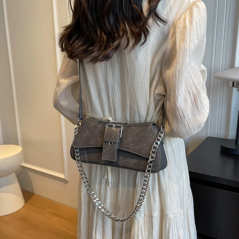 Exquisite Fashionable Women's Crossbody Bag with Multiple Colors Simple Small Square Shoulder Bag Versatile Chain High Quality