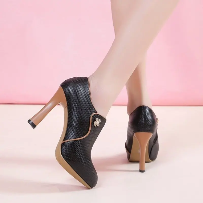 Women's Bare Boots 2023 Spring New Designer Shoes Pointed Toe High Heels Dress Shoes Woman Stilettos Pointed Toe Pumps Fashion