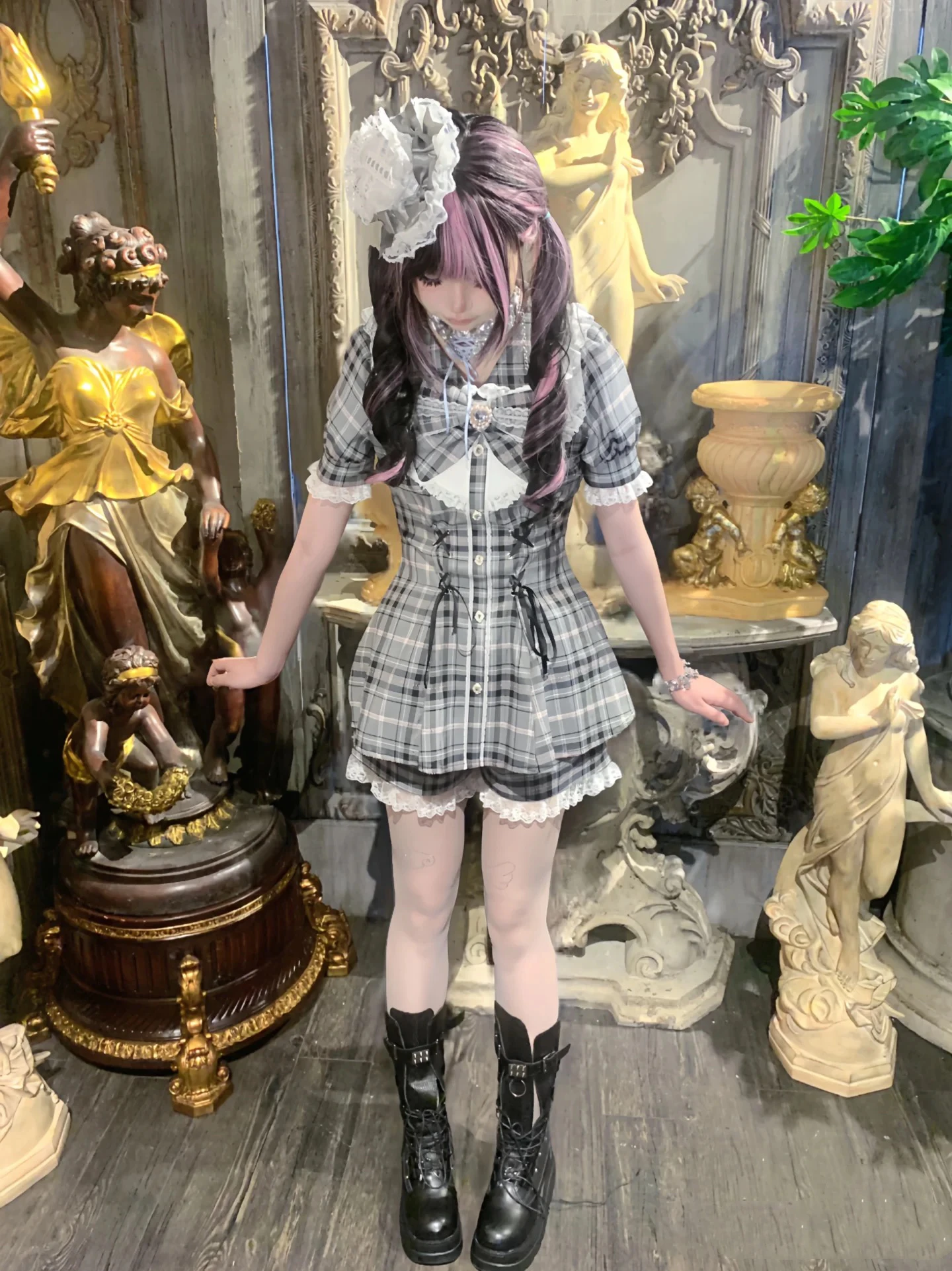Japanese Y2k mass-produced jirai-kei gray black checkered