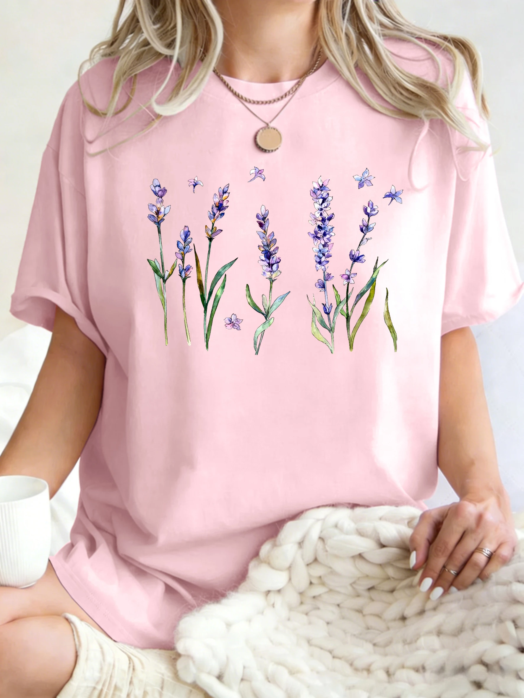 Damen-T-Shirt mit Aufdruck „Frische Lavendelblüten“, Hip-Hop-Rundhalsausschnitt, atmungsaktives Baumwoll-T-Shirt, übergroßes Sommer-Streetwear