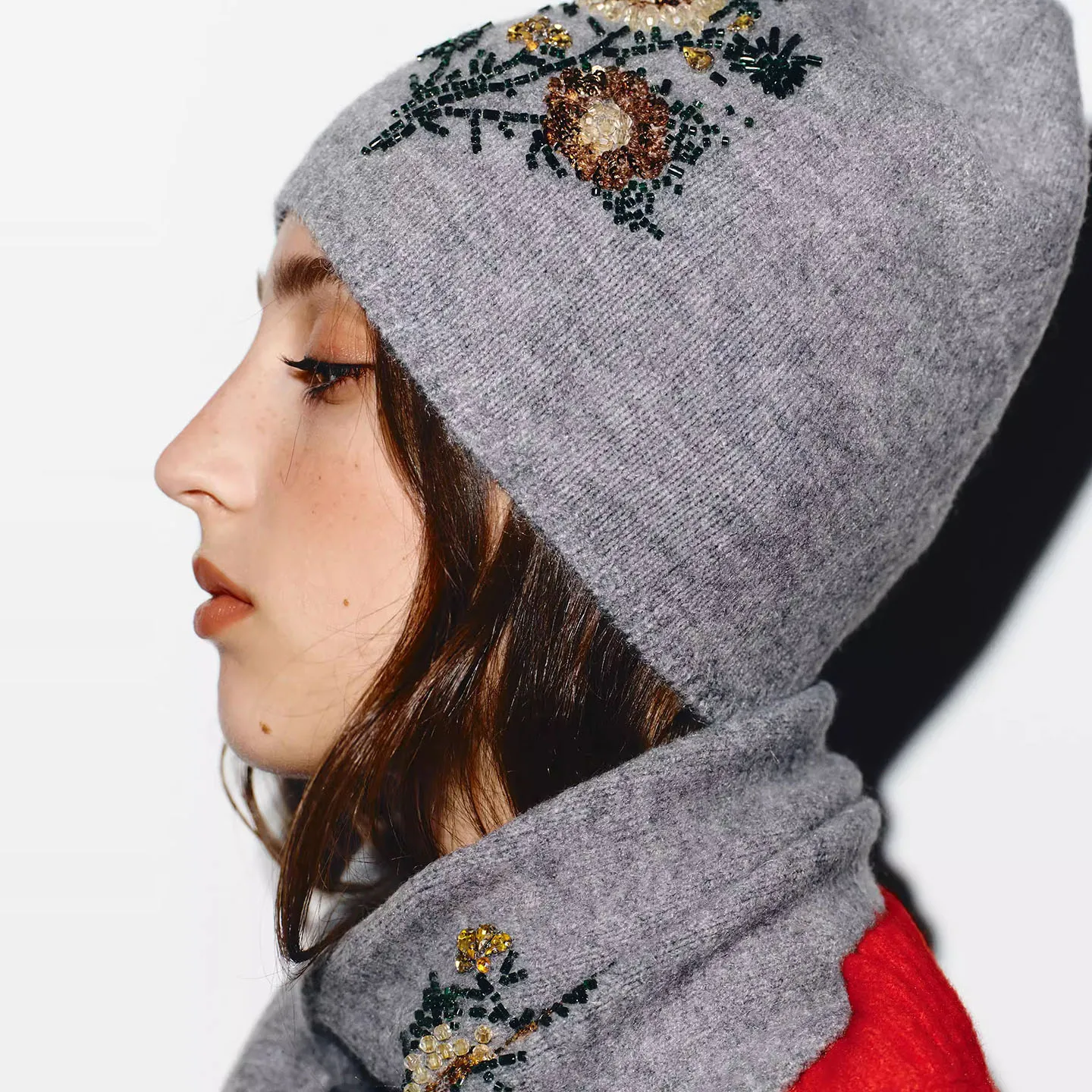Women's Autumn Faion No-brim Hat Scarf And Fingerl Gloves High Top Capricious Sle Embroidered Plant Floral Pattern