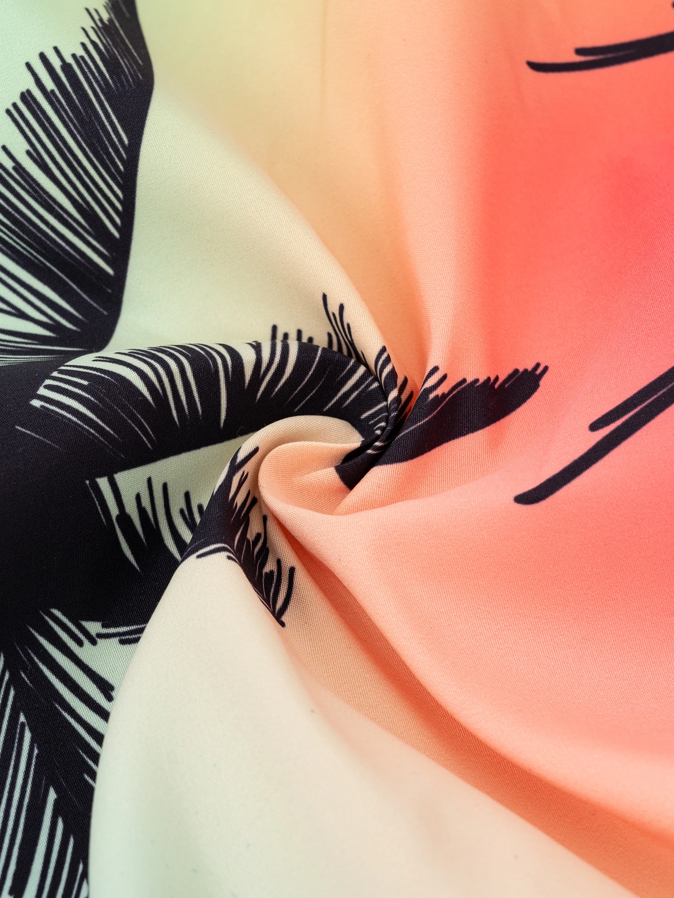 Men's Quick Dry Swim Trunks Outdoor Lightweight Beach Shorts with Mesh Lining Swimsuit Swimwear Spring&Summer Athletic Pants