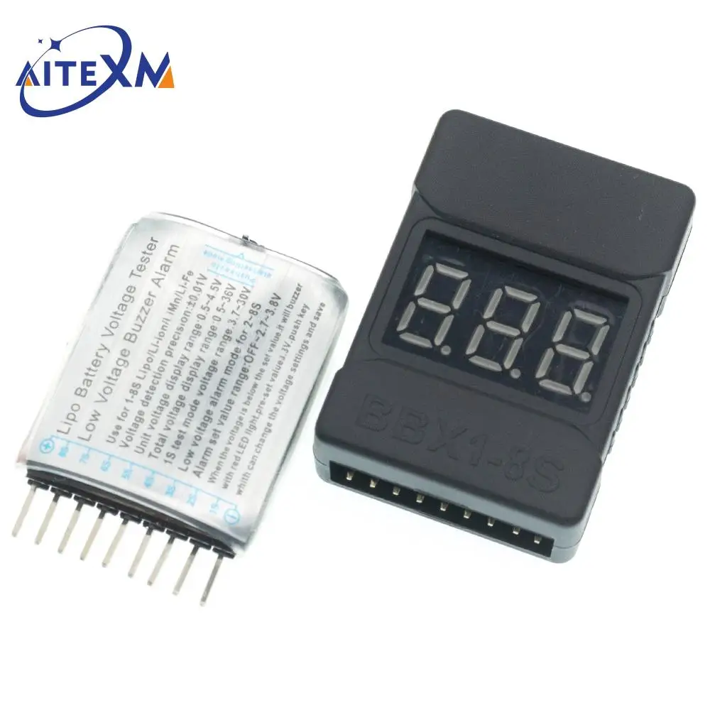 Vue de face du testeur de batterie lithium 1-8S 2 en 1 montrant les broches de connexion, le buzzer et le port micro USB