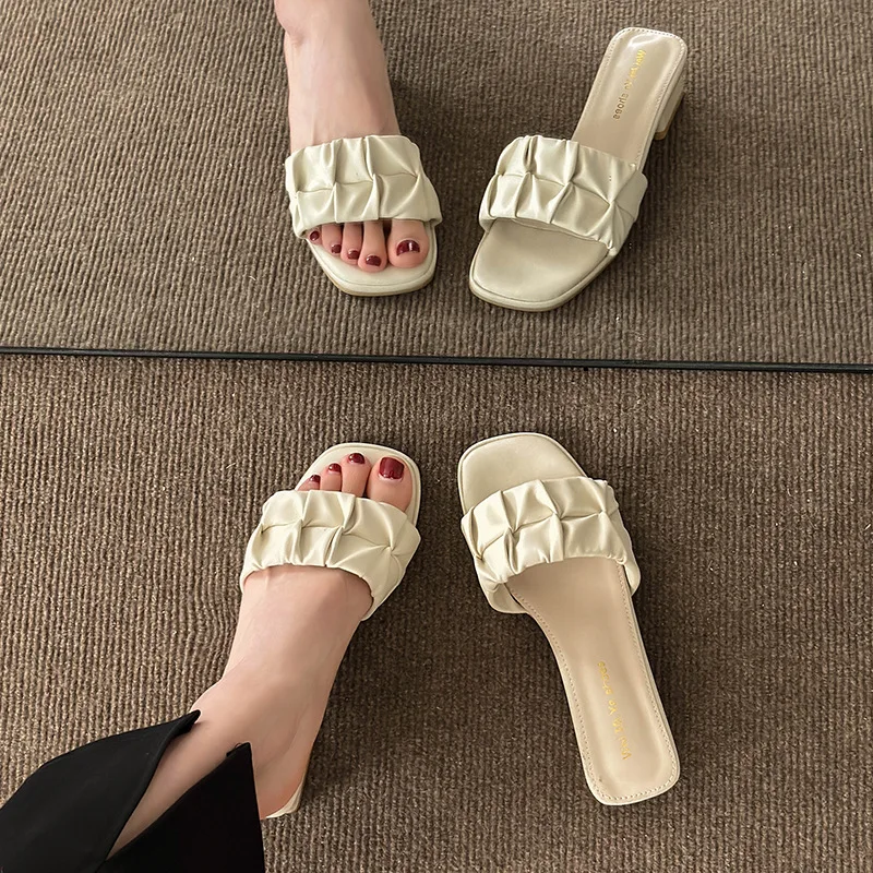 

Female Shoes Womens Slippers Outdoor Luxury Slides Heeled Mules Square Heel Designer High Block Pumps Rubber Rome Fashion