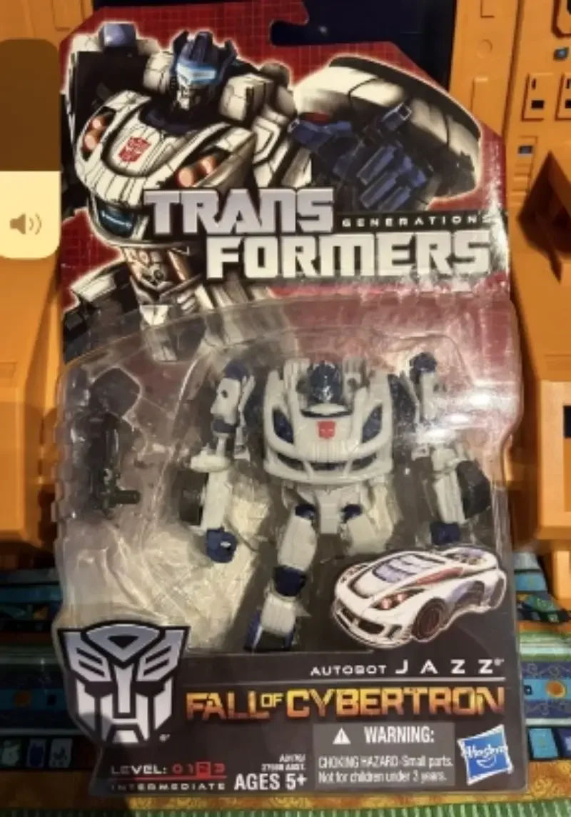 トランスフォーマー　ストラクサス　未開封 In Stock Original Hasbro Transformers: Fall of Cybertron FOC