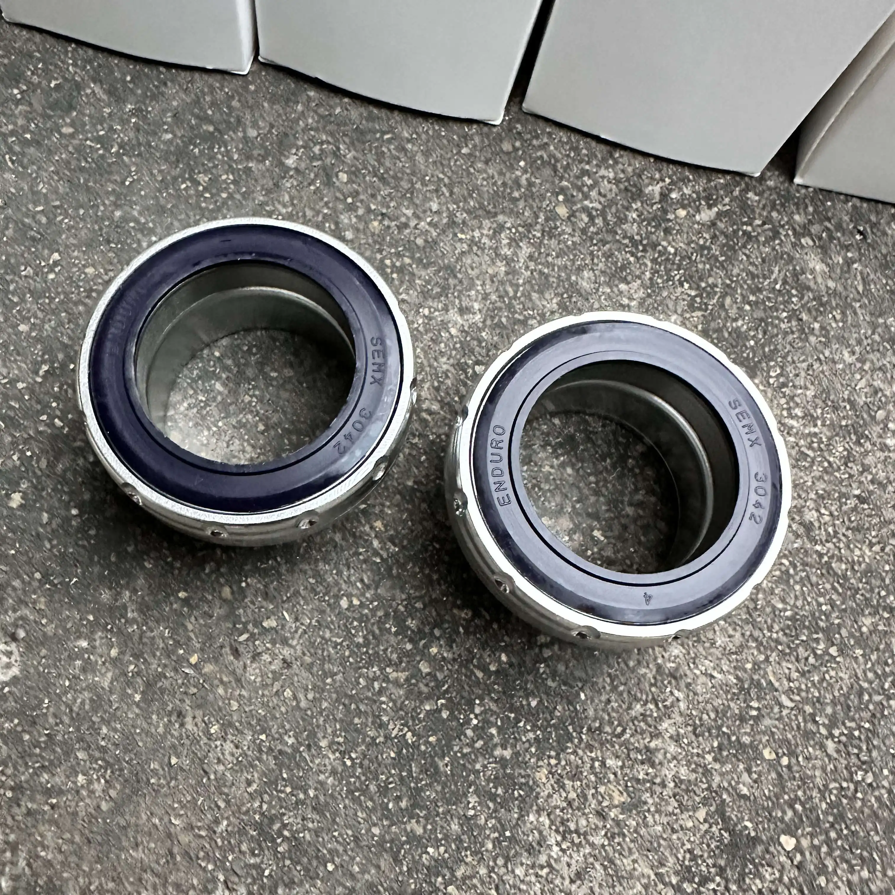 Bicycle Bottom Bracket WHITE INDUSTRIES Bicyle BSA30 Ceramic Bottom Brackets BSA68 BSA MTB Road Bike External Bearing BB for 30mm MTB Crankset