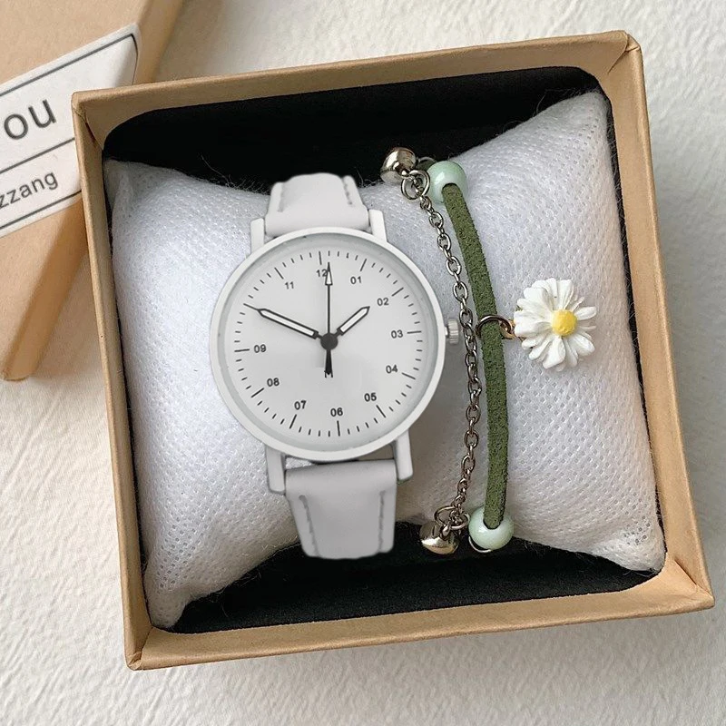 YIKAZE Women's Watch PU Leather Strap Women Quartz Watches Waterproof Round Dial Retro Bracelet Watch Ladies Girls Wristwatch women watches,electronic watch