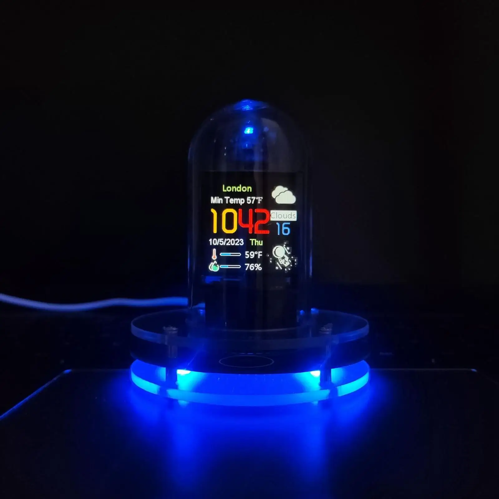 Nixie Tube Clock 1.54inch LCD Screen Creative Electronic Glow Tube Clock Glows Analog Clock for Rooms and Desks Home Decoration