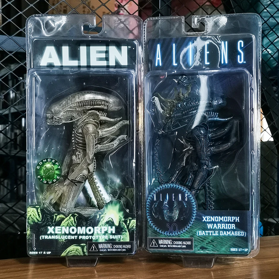 NECA Aliens – Xenomorph Warrior Brown Battle Damaged – Série 12, Figurine Neuve