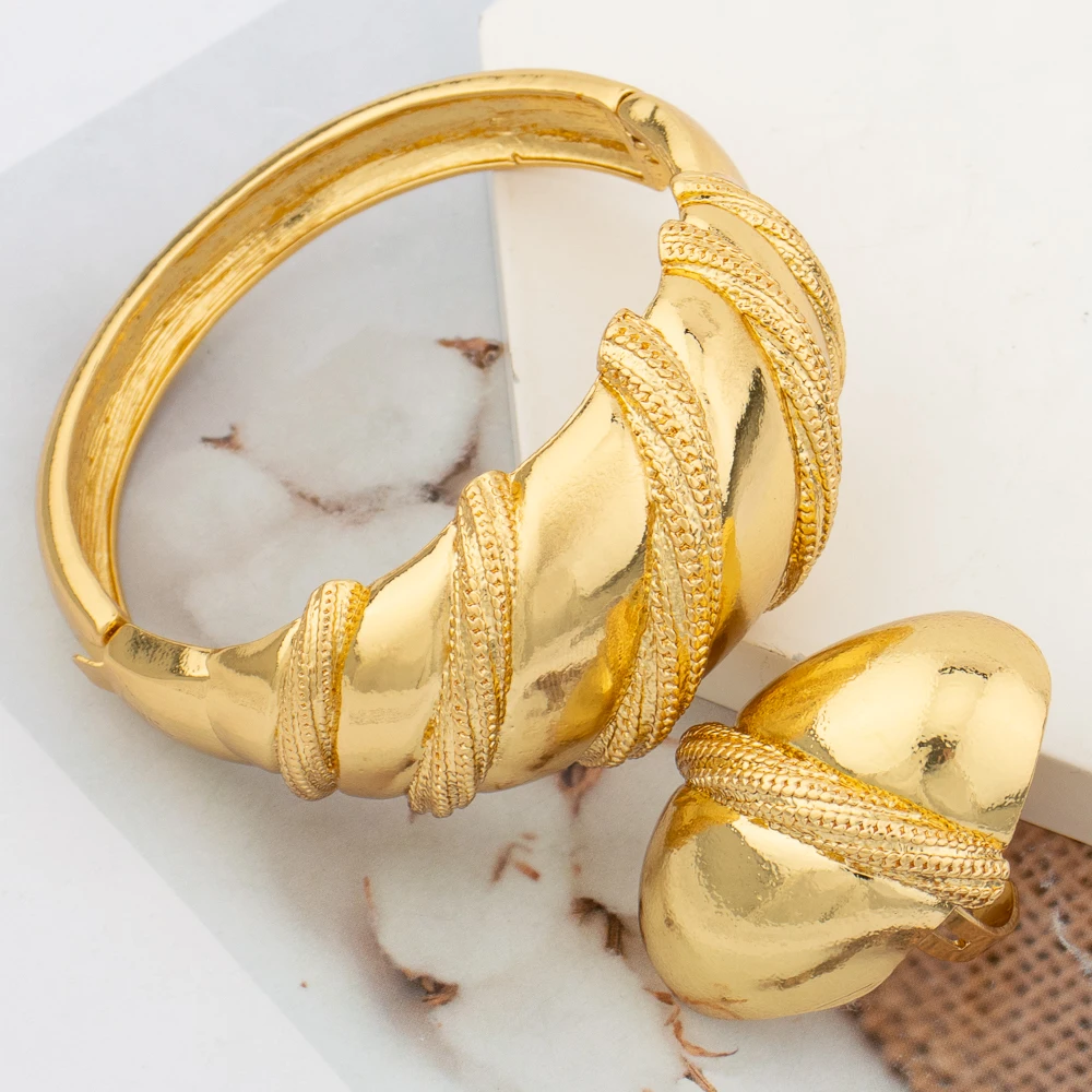

New Design Bangle and Ring Set for African Bride 18k Gold Plated Hand Bracelet and Finger Ring Set for Engagement Party Jewelry