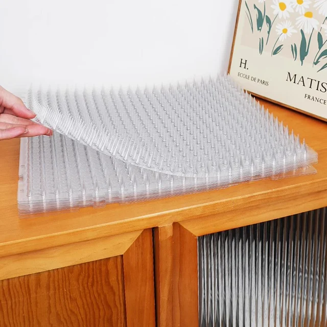 Anti Cat Spikes Outdoor Plastic Cat Deterrent Mats for Garden Plants Balcony and Pet Proof Protection