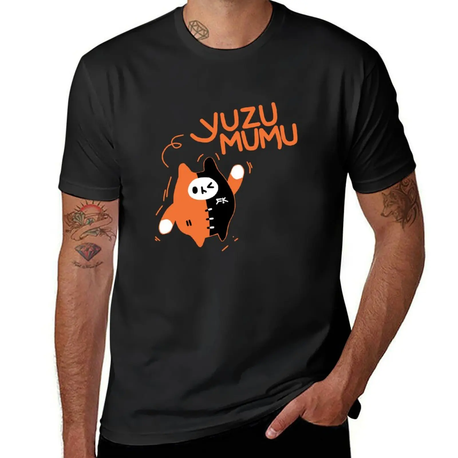 firstkhaotung Tシャツ YUZUMUMU GMMTV / YUZU MUMU オフィシャルTシャツ - タイBL・タイGLドラマ