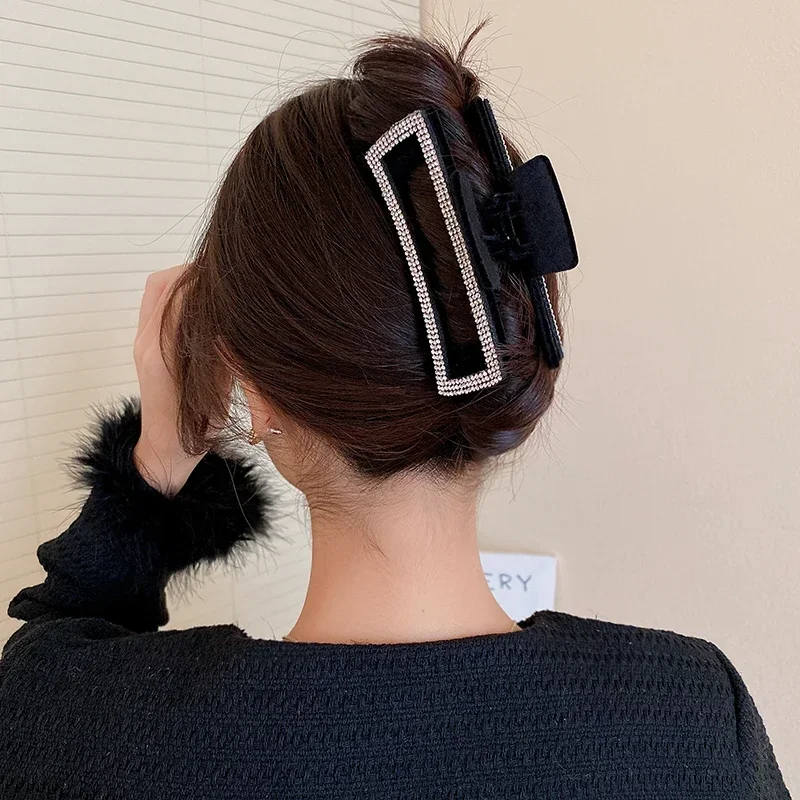 1/2 Stück glänzende Strass-Haarklammern, Haarband, Schmuckset für Frauen, quadratische geometrische Schleife, Fransen, Hai-Clips für Party, Hochzeit – Detail 2