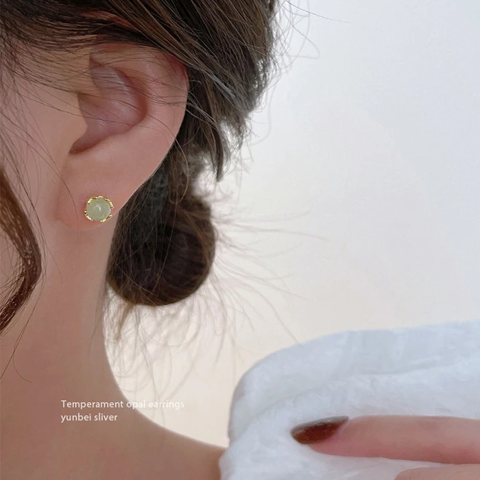 Small and Exquisite Gold Color Green Jade Round Earrings - Image 5