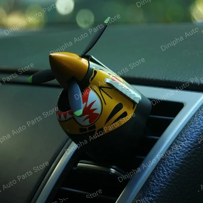 New Creative P-40 Airplane Model Car Aroma Diffuser Green Shark Mouth/Tiger Head Tribute Vent Propeller Interior Trim_voghion.com